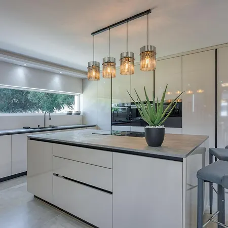 Apartment Samara With Pool - Happy *