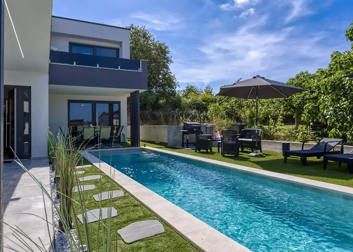 شقة Samara With Pool - Happy